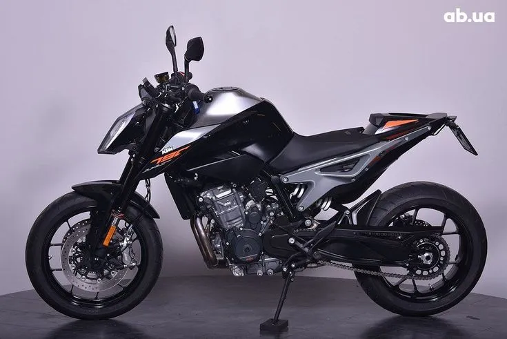 KTM 790 Image 2